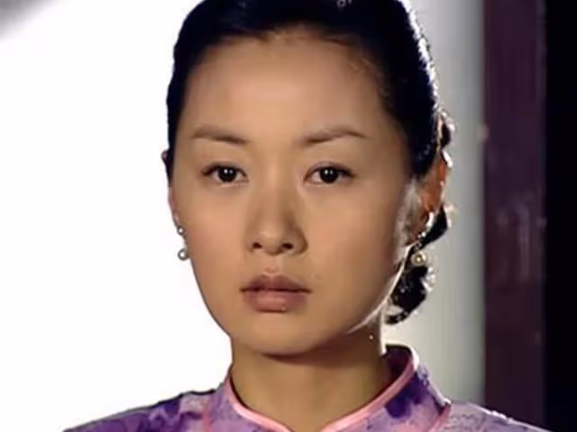 直播時稱大陸為你們國家，被質疑後置之不理，又一童年女神翻車！