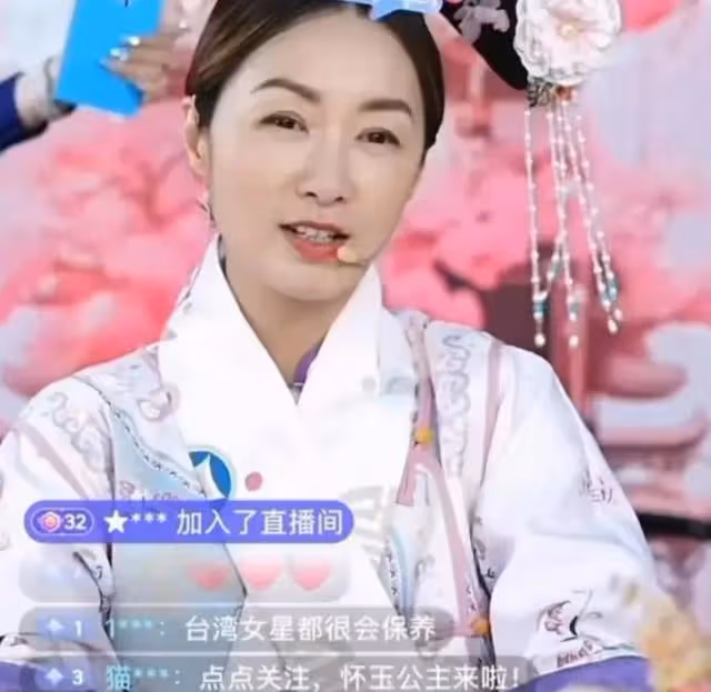 直播時稱大陸為你們國家，被質疑後置之不理，又一童年女神翻車！
