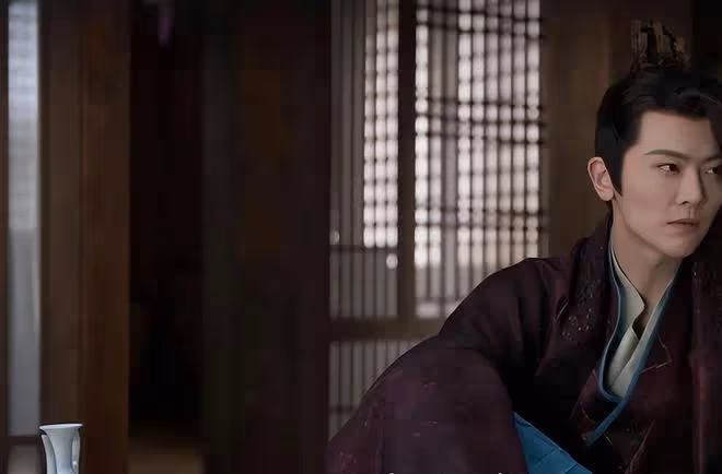 《慶餘年2》直到二皇子中毒嚇癱,范閒才發現,他真有點可憐可愛