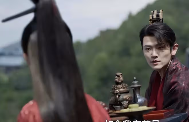《慶餘年2》直到二皇子中毒嚇癱,范閒才發現,他真有點可憐可愛