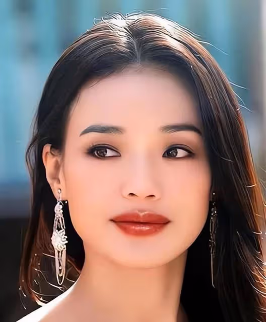 19歲被迫,拍出全裸寫真,20歲一脫成名,性感女神的舒淇成長之路