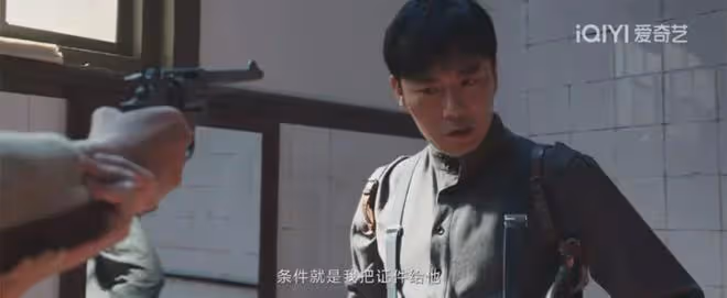 諜戰劇不是誰都能演的!秦昊和孫紅雷張嘉益放一起,差距就出來了
