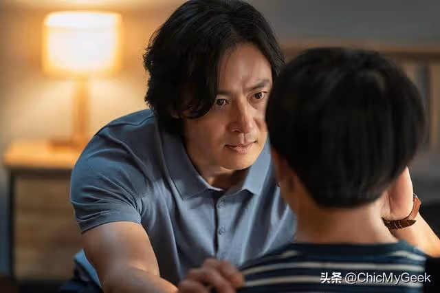 韓國影后金喜愛為家庭息影8年,老公從商人晉身國會議員!