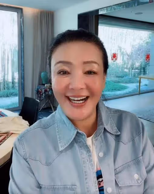 張蘭曝孫子退學遭大S否認,汪小菲「打臉」張蘭,評論區一邊倒