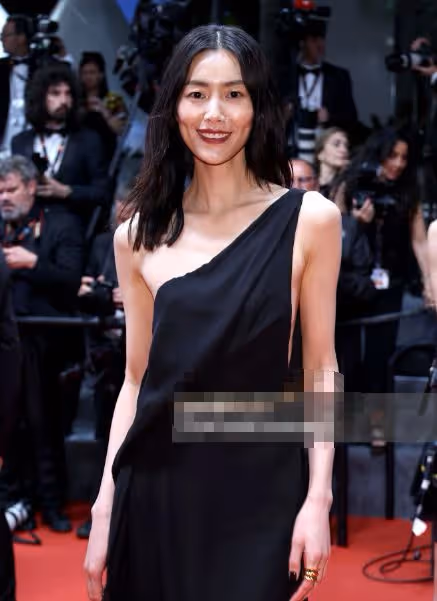 珠圓玉潤的劉亦菲和「紙片人」劉雯，女星的「差異美」出來了