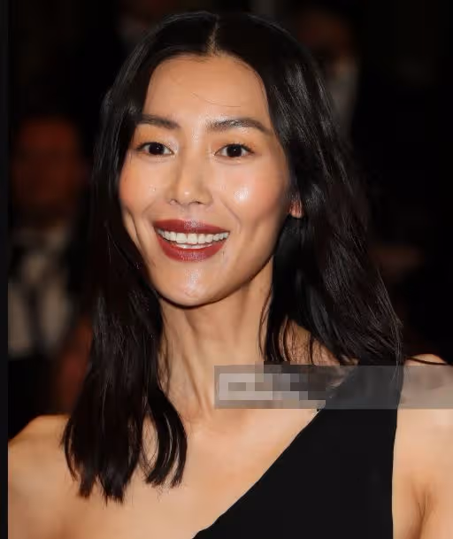 珠圓玉潤的劉亦菲和「紙片人」劉雯，女星的「差異美」出來了