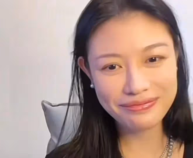 汪峰官宣戀情後,章子怡和葛薈婕兩種不同的態度,區別一目了然