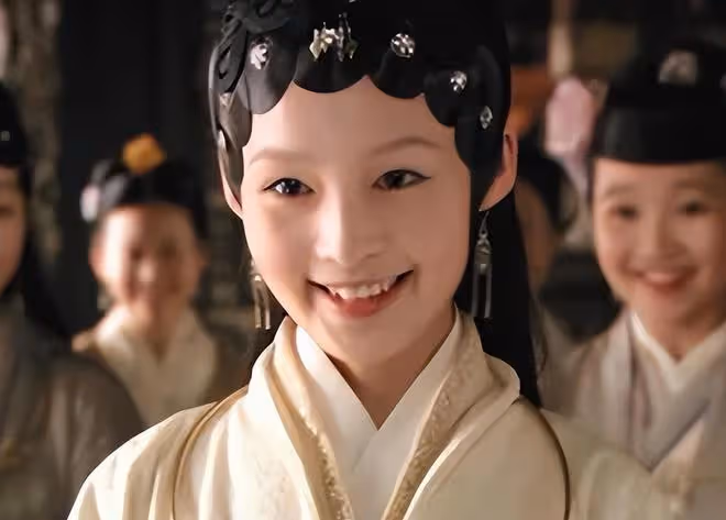 38歲辛芷蕾對比33歲李沁，老天賞飯吃與科班演技，差距一目了然