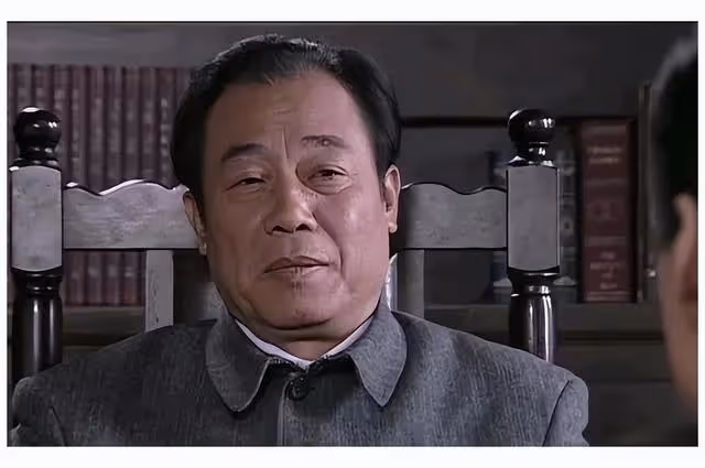 《潛伏》劇拋臉再現!15年後《慶餘年2》角色判若兩人