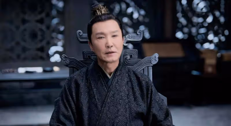 《慶餘年2》：三千兩壓垮都察院，慶帝的一箭三雕被太子一個動作攪局