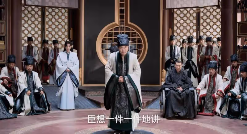 《慶餘年2》：三千兩壓垮都察院，慶帝的一箭三雕被太子一個動作攪局