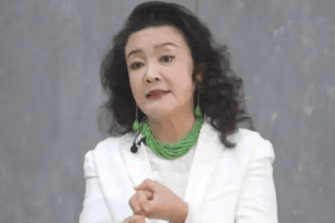 吳宗憲和張蘭直播,稱會照顧汪小菲,再提剝蝦論,爆料汪希霖被退學