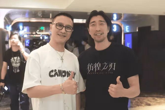 好女不找皮褲男，森林北點贊惡評，曬騎馬視頻回應與汪峰戀情