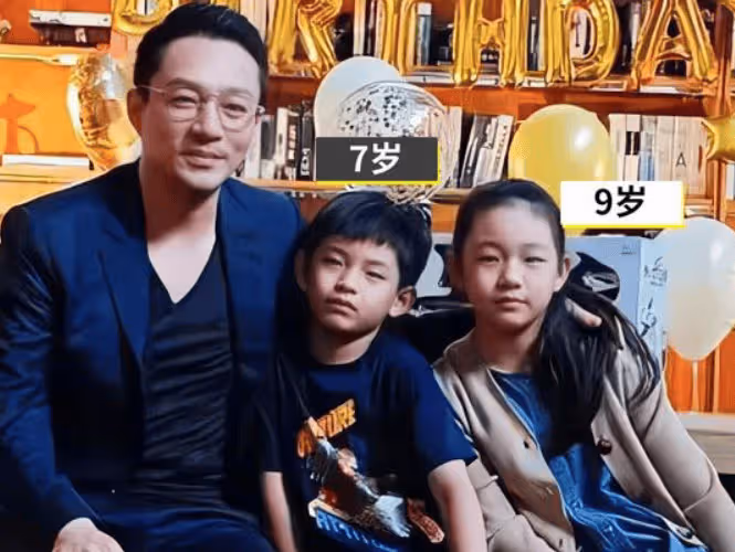 汪小菲接到大s最新起訴通知,又飛往了台北,張蘭建議他暫時不要探望孩子。