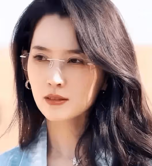 章子怡:姐是事業型女人,認真搞事業吧!新女友很適合汪峰!