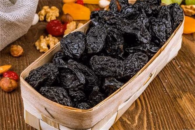 西梅干怎樣吃更好？什麼樣的人適合吃西梅？會有什麼問題出現？