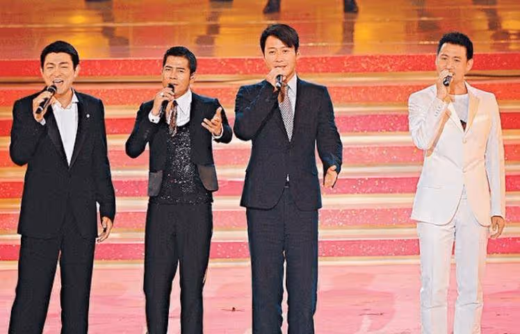 阿Sa神還原童年造型！連服裝也一樣！雖41歲仍甜美可愛