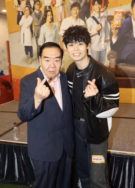 73歲港星鄭則仕新劇受歡迎!獲好友慶生,自曝慶幸兒女未入行