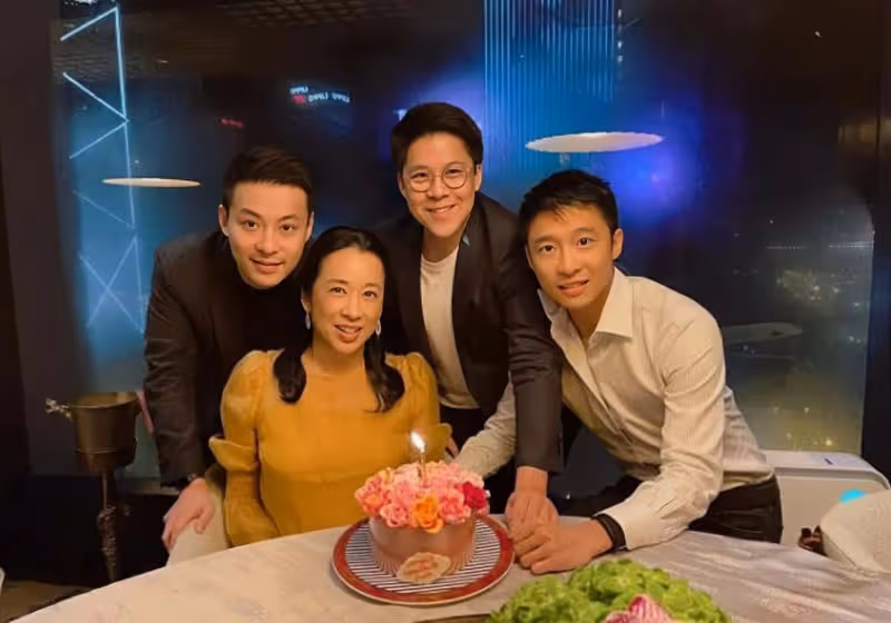 恭喜！35歲香港知名富二代霍啟仁即將結婚，向泰國女友求婚成功