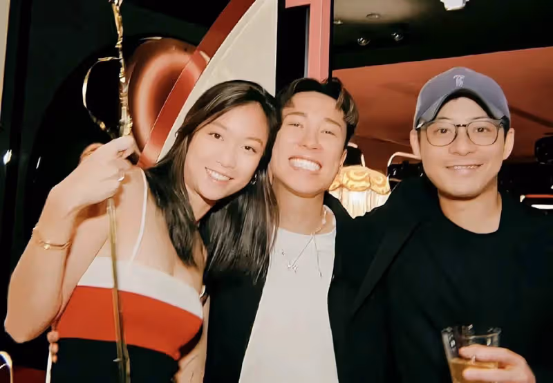恭喜!35歲香港知名富二代霍啟仁即將結婚,向泰國女友求婚成功
