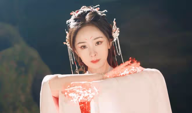 狐妖小紅娘：東方月初靈血有多牛？難怪金人鳳覬覦，得之可成火神