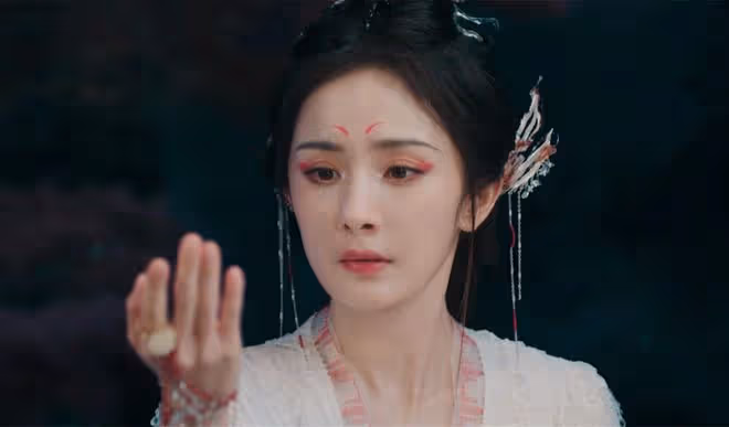 狐妖小紅娘：東方月初靈血有多牛？難怪金人鳳覬覦，得之可成火神