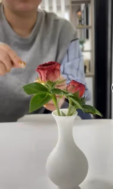 回顧:26歲河南美女,把房子改小一半,天天弓腰駝背,結果如何