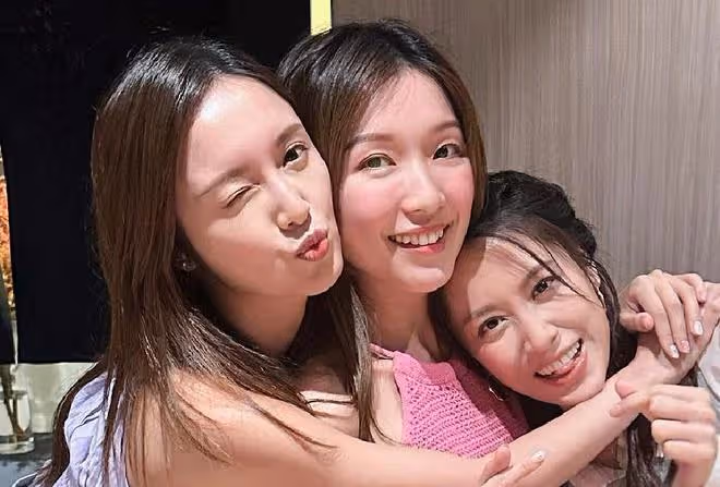 郭嘉文臉部變寬嘴型奇怪，31歲花期變短，已經變成普通女孩