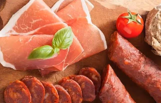 年齡越大應該少吃肉,還是多吃肉?50歲後,哪些肉要少吃?