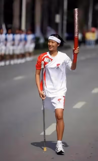 回顧:廣西女孩7歲遭遇車禍,18歲加入國家隊,34歲成公司合伙人