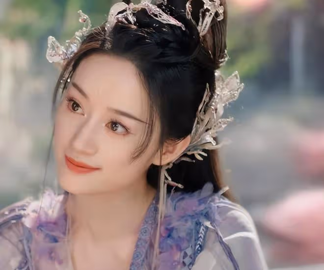 《狐妖小紅娘》才播4集，拿下全網熱度第一，楊冪這回淘到寶了