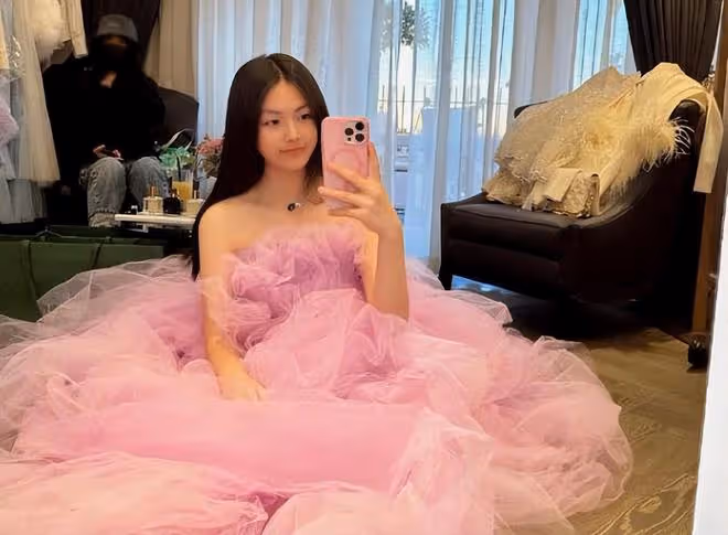 王偉忠小女兒美國碩士畢業，有錢人的子女為什麼都是學霸？