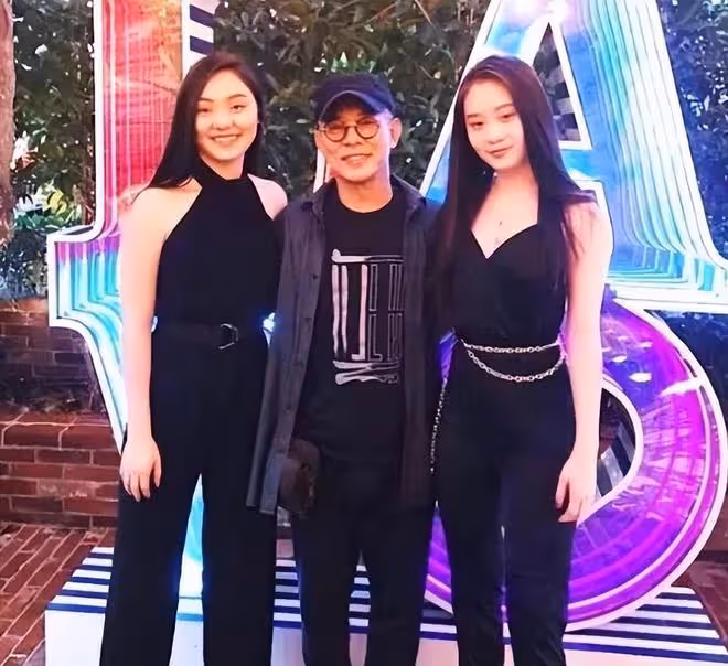 王偉忠小女兒美國碩士畢業，有錢人的子女為什麼都是學霸？