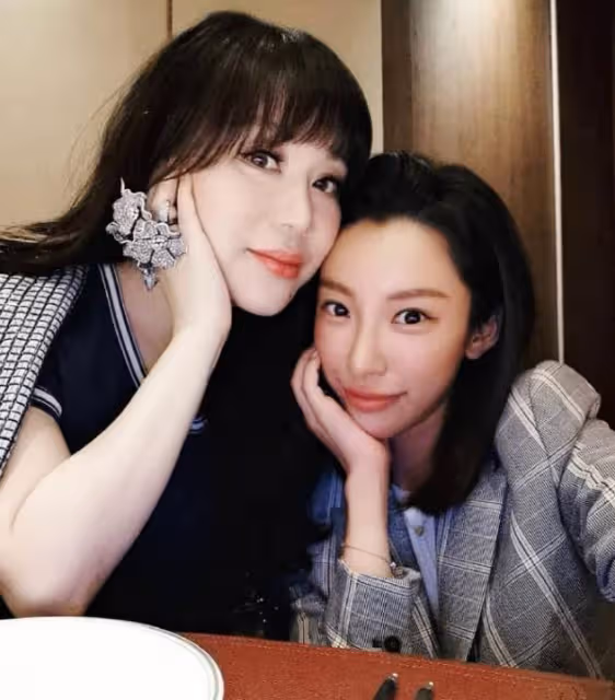 賭王前兒媳齊嬌剪短髮,陪呂良偉太太慶生,袁詠儀張智霖也在一起