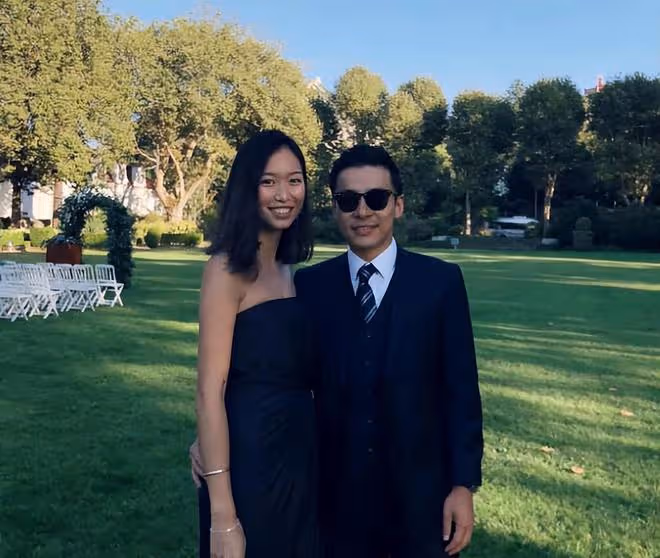霍啟仁女友生活照曝光,朱玲玲見過準兒媳,相戀6年感情穩定