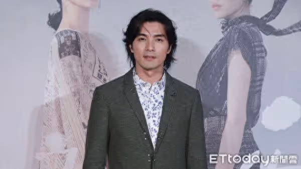 快訊/賀軍翔「手機遭扣查」爆和酒店妹有關 經紀人錯愕:他正在拍戲