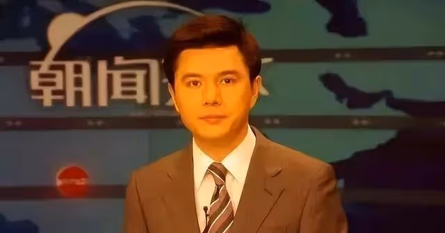 2015年離開央視,選擇回鄉創業,8年過去,如今他怎麼樣了?