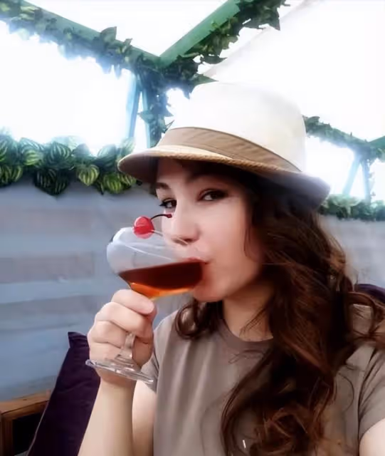 2018年,湖北農村小伙裴波娶了杜拜美女空姐露娜,如今怎麼樣了