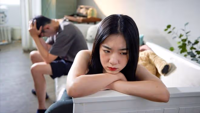 回顧男子為了200塊審問妻子3小時,每筆帳都要過目,妻子:不過了