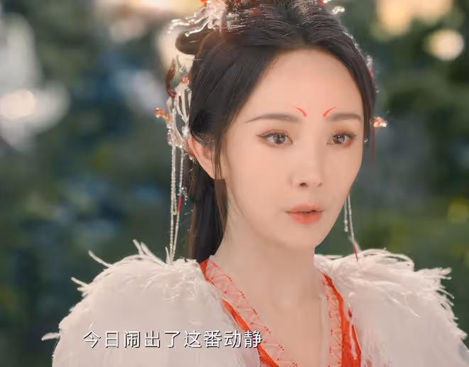 《狐妖小紅娘》：頂著胖頭魚臉演「狐妖」，是誰的審美出了問題？