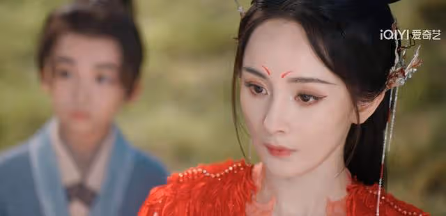 演完馭鮫記兩年後演《月紅篇》,31歲傻白甜真出戲,簡直暴殄天物