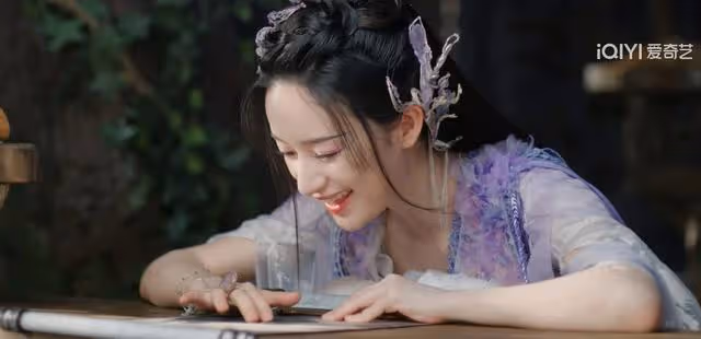 演完馭鮫記兩年後演《月紅篇》,31歲傻白甜真出戲,簡直暴殄天物