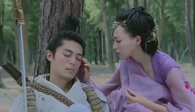 同一張臉，演完《仙劍3》43歲演《月紅篇》，顏值跟15年前沒差別