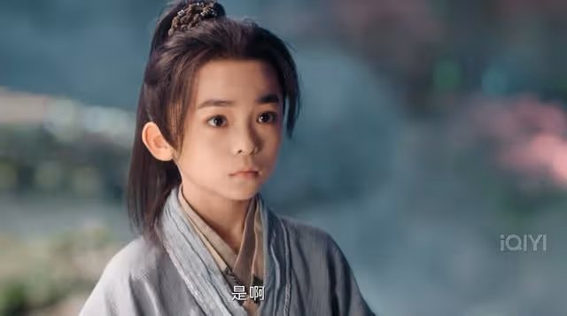 《月紅篇》開播,楊冪濾鏡太重,郭曉婷演技尷尬,胡連馨撞臉多人