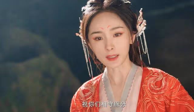 《月紅篇》開播,楊冪濾鏡太重,郭曉婷演技尷尬,胡連馨撞臉多人