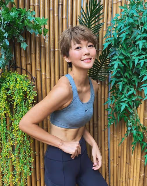 TVB小生看完漂亮老婆吻戲全程!大感憤怒:用不用伸舌