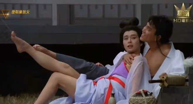 34歲TVB女星大曬藍色比基尼,火辣身材獲贊!與某艷星竟是姑侄