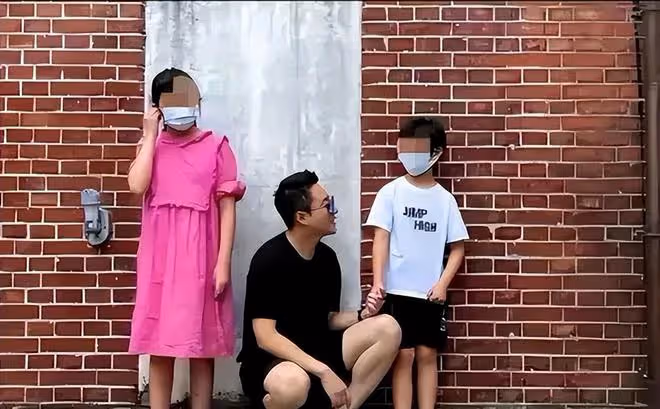 張蘭攤上大事!大S兒子被爆退學,網友吵翻天,真相打了誰的臉?