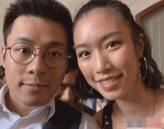 看了霍啟剛三弟的未婚妻,才知道郭晶晶和朱玲玲在霍家的特殊地位