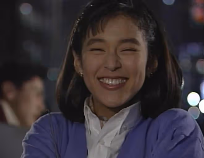 鈴木保奈美自然老去的樣子真美,尤其是配飾好會搭配,優雅又帥氣